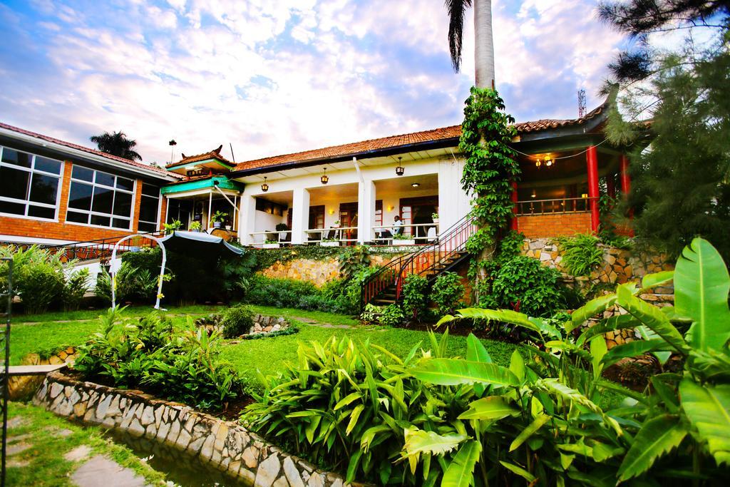 Shangri-La Hotel Uganda Kampala Eksteriør billede
