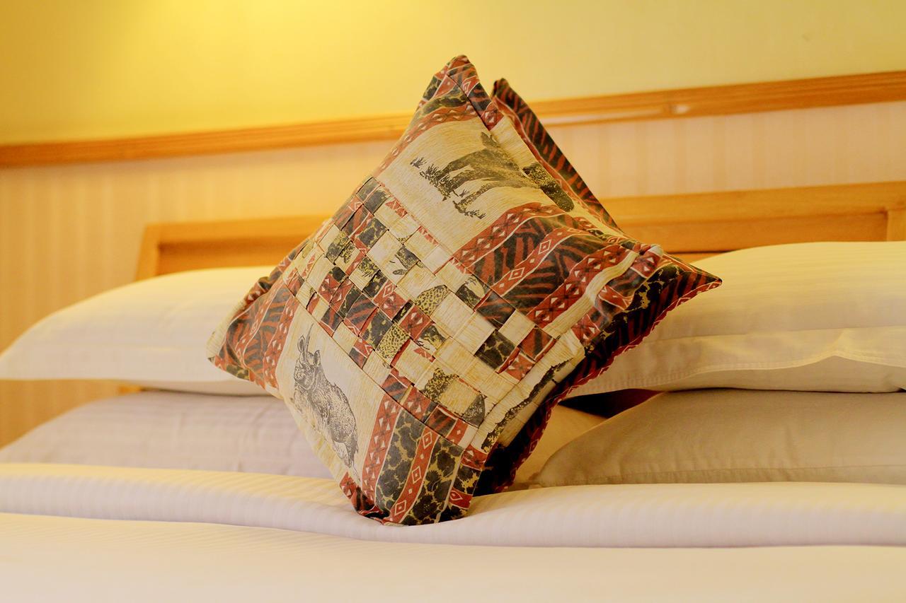 Shangri-La Hotel Uganda Kampala Eksteriør billede