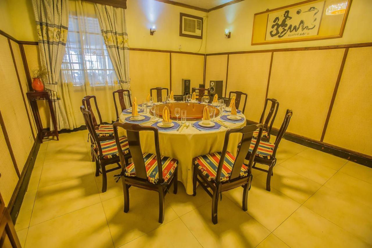 Shangri-La Hotel Uganda Kampala Eksteriør billede